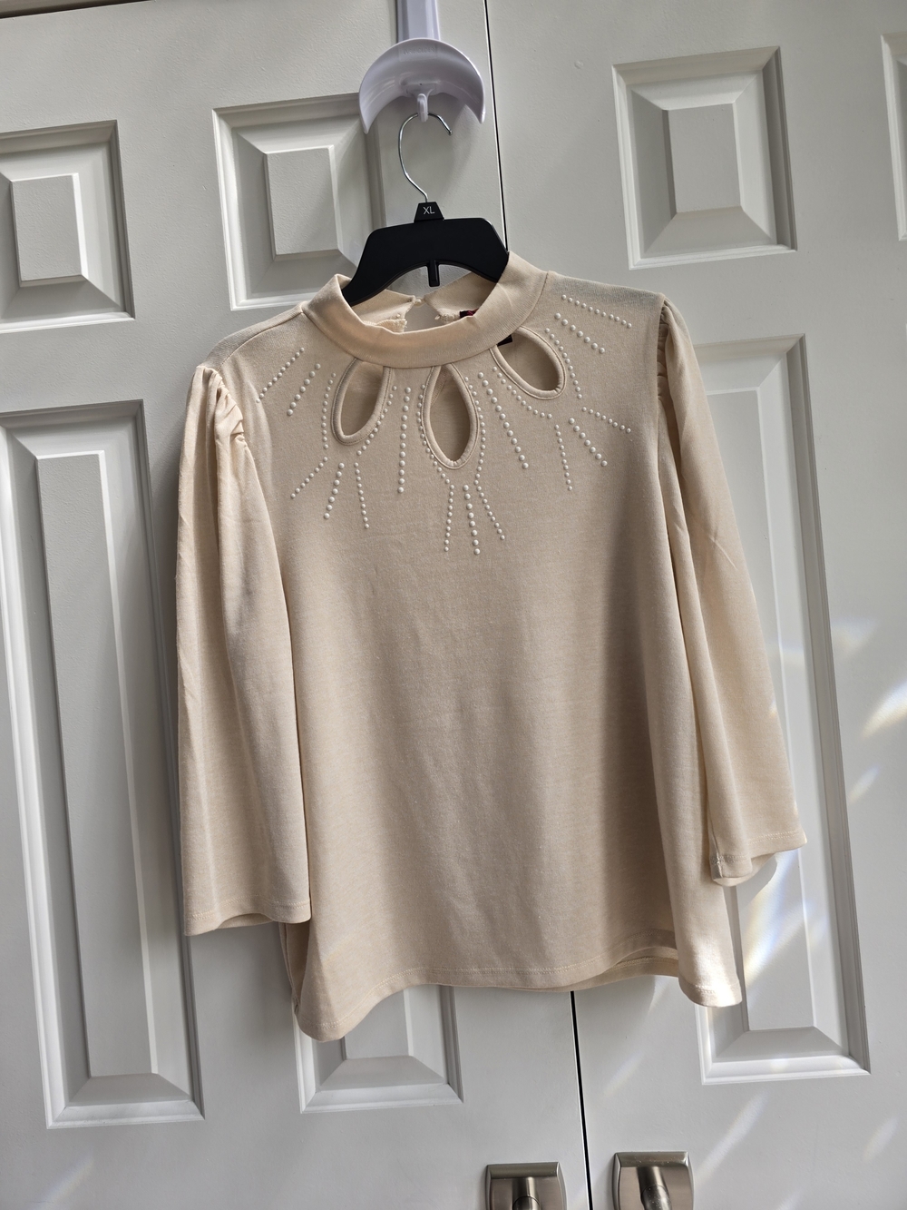 Madison Cream Pearl-Accent Keyhole Top